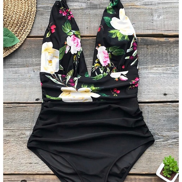 One Piece Swimsuit - Picture 2 of 7